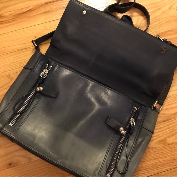 3.1 Phillip Lim Pashli Messenger Bag - Picture 3 of 7
